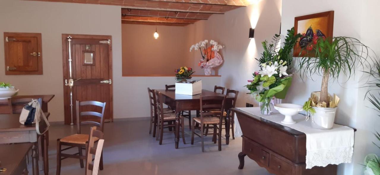 Babo Agriturismo Conviviale カスタニョーレ・デッレ・ランツェ エクステリア 写真